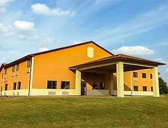 Super 8 Motel 2*