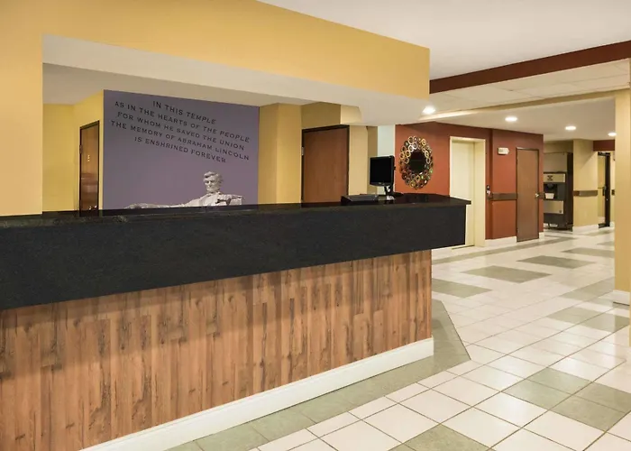 Super 8 Motel Anna